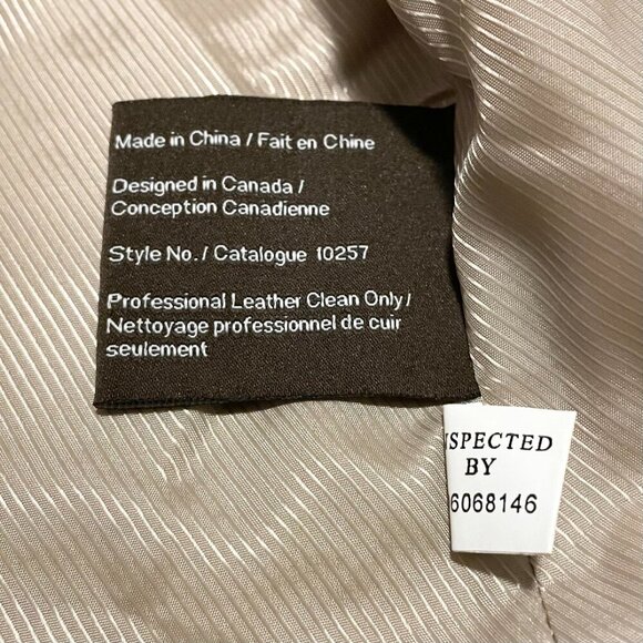 Danier Leather Womans Size Medium Jacket - Picture 10 of 16